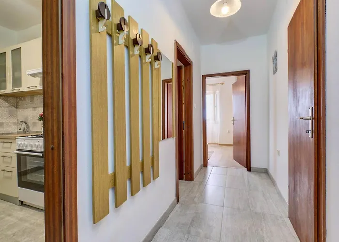 Appartamento Dani 1 Cozy With Balcony & View *