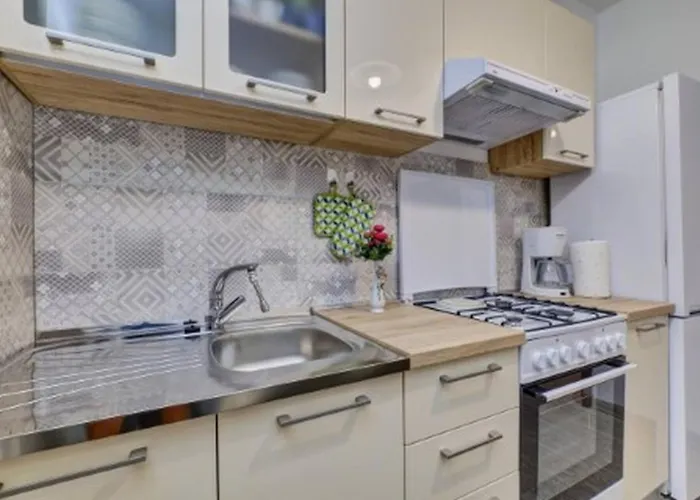 Appartamento Dani 1 Cozy With Balcony & View Mali Lošinj